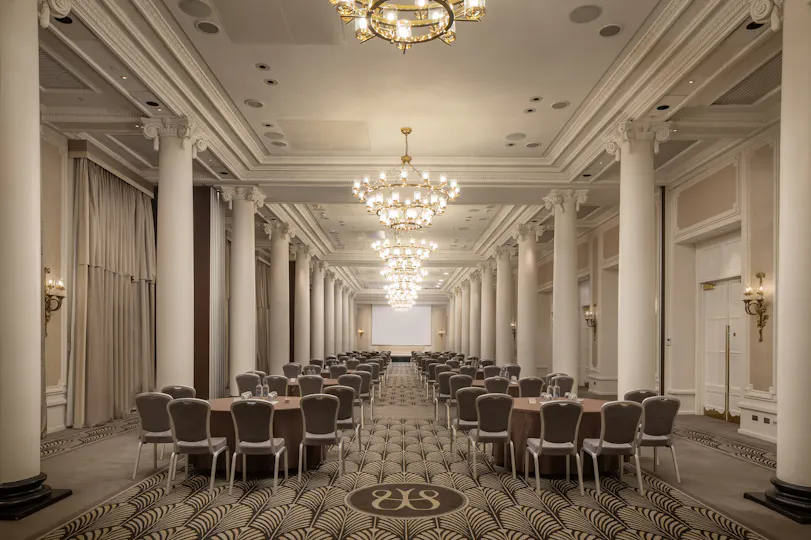 The Waldorf Hilton