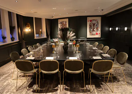 Heliot Steak House