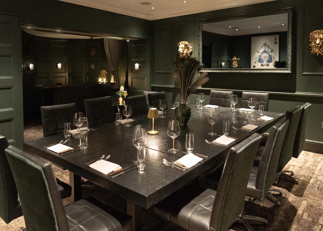 Heliot Steak House