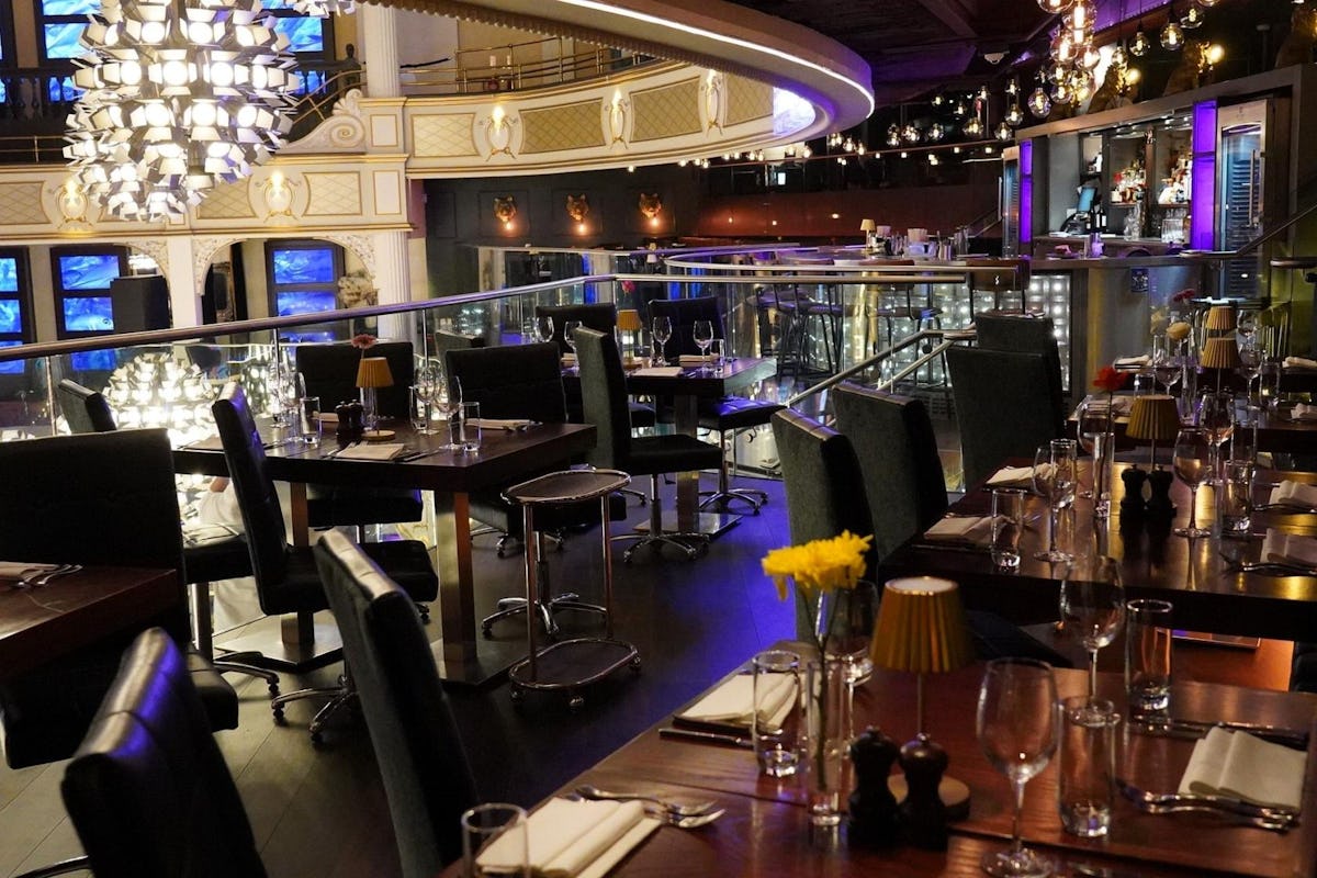 Heliot Steak House