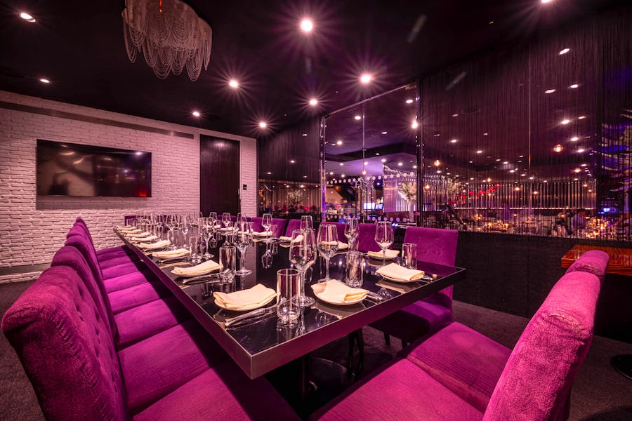 STK London