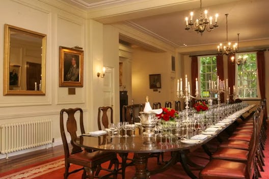 Large Pension Room
