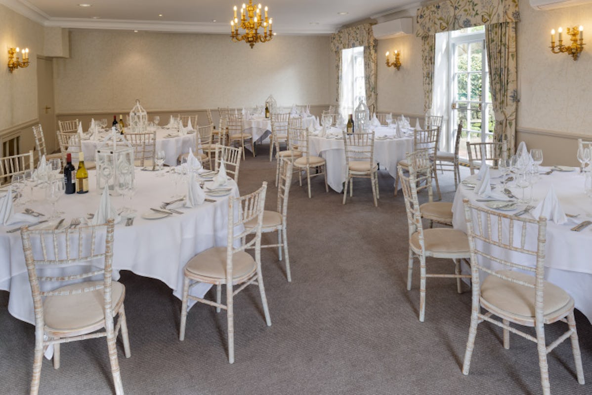 Sunday Box Hill Burford Bridge Hotel