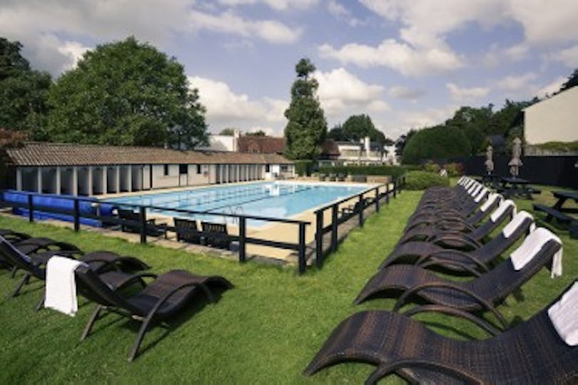 Sunday Box Hill Burford Bridge Hotel