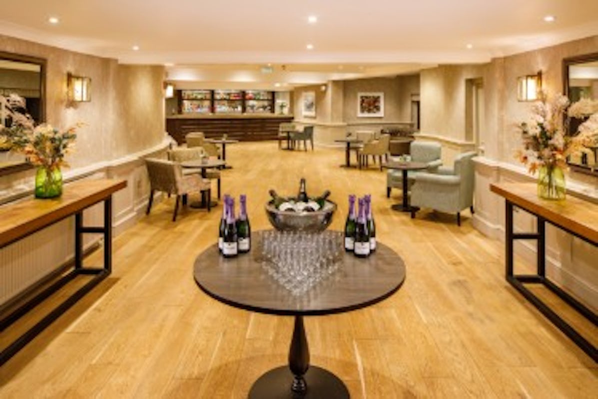 Sunday Box Hill Burford Bridge Hotel