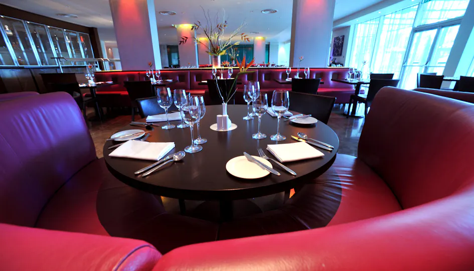 Glaze Restaurant at Crowne Plaza Marlow