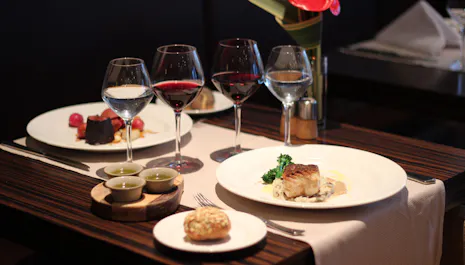 Private Dining at Crowne Plaza Reading East 