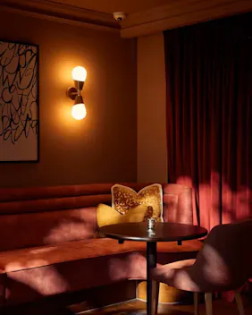 Ptivate Dining Room & Snug
