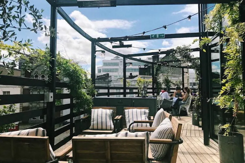 601 Queen’s Road