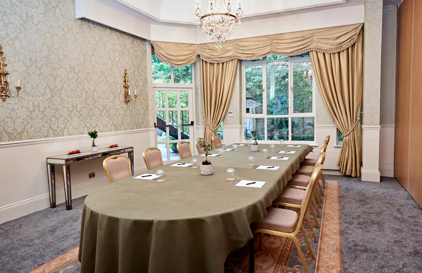 Careys Manor & SenSpa