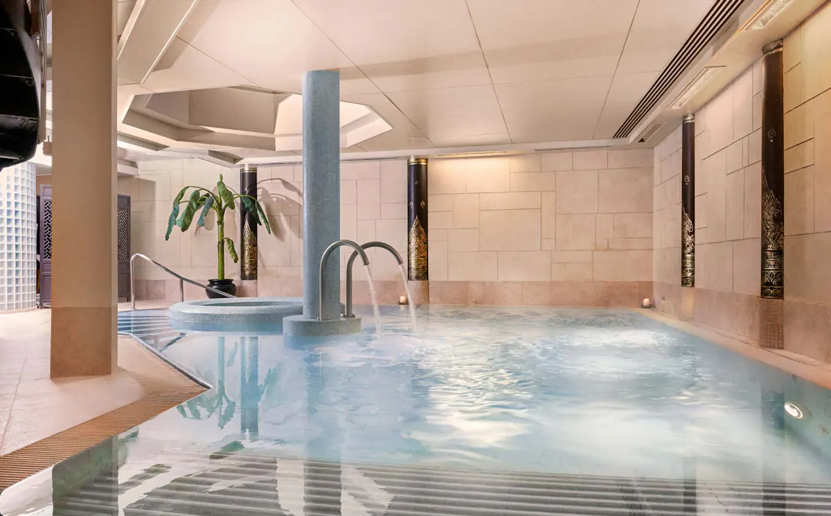 Careys Manor & SenSpa