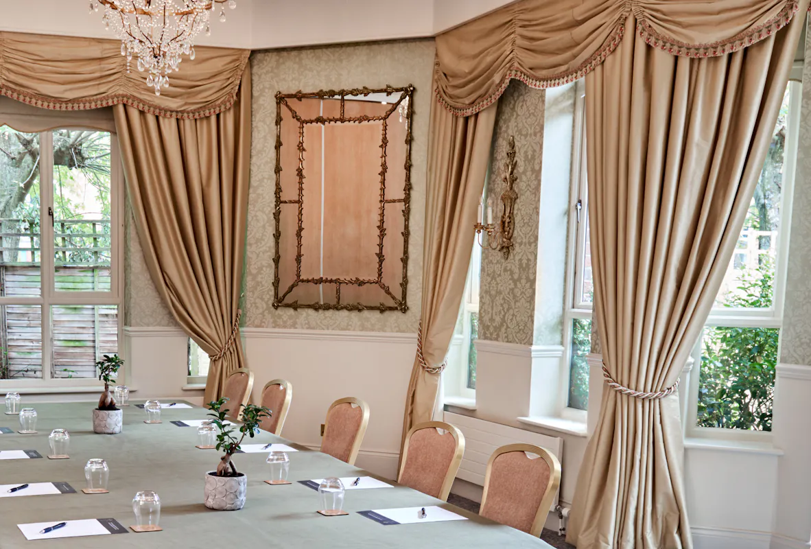 Careys Manor & SenSpa