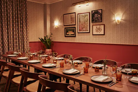 Chet's Restaurant 