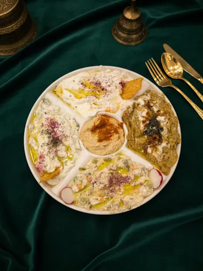 Apadana Restaurant