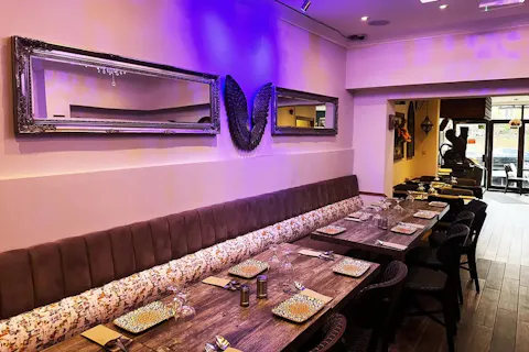 Apadana Restaurant