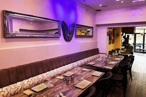 Apadana Restaurant