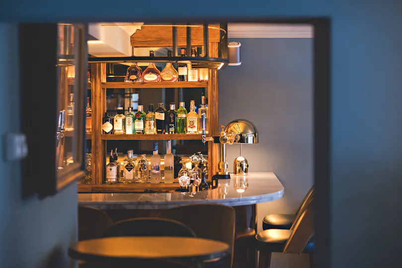 E. Street Bar & Grill