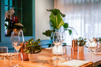 Sloane Place Restaurant 