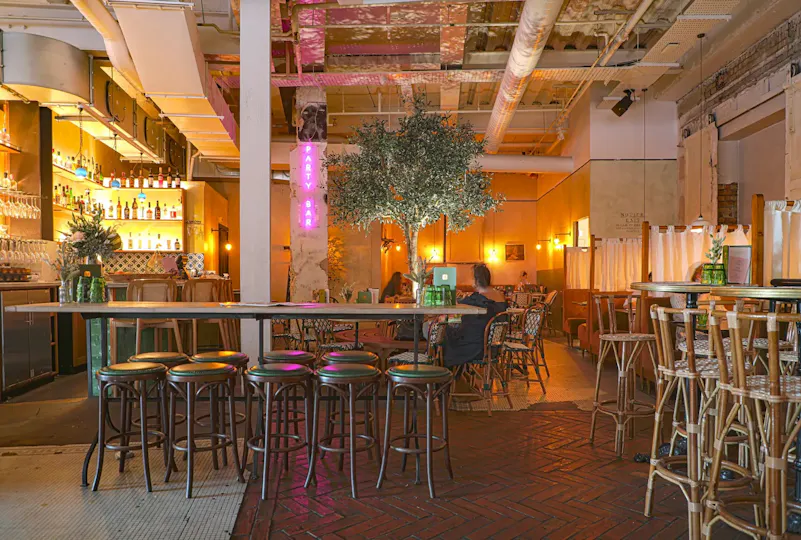 Botanica Hall