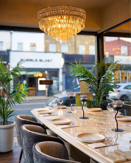 Amber Leaf London