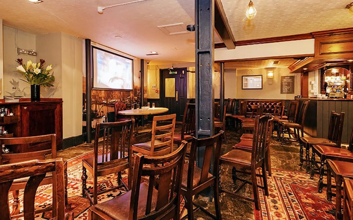 Old Thameside Inn