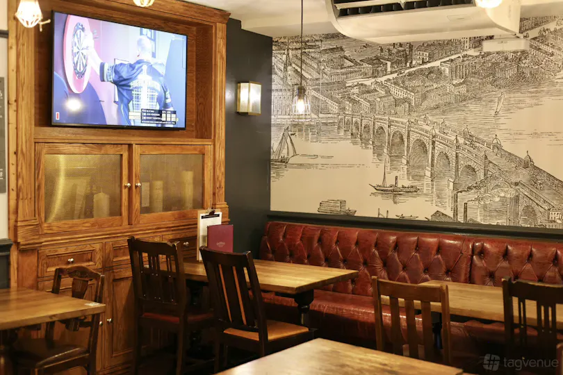 Old Thameside Inn