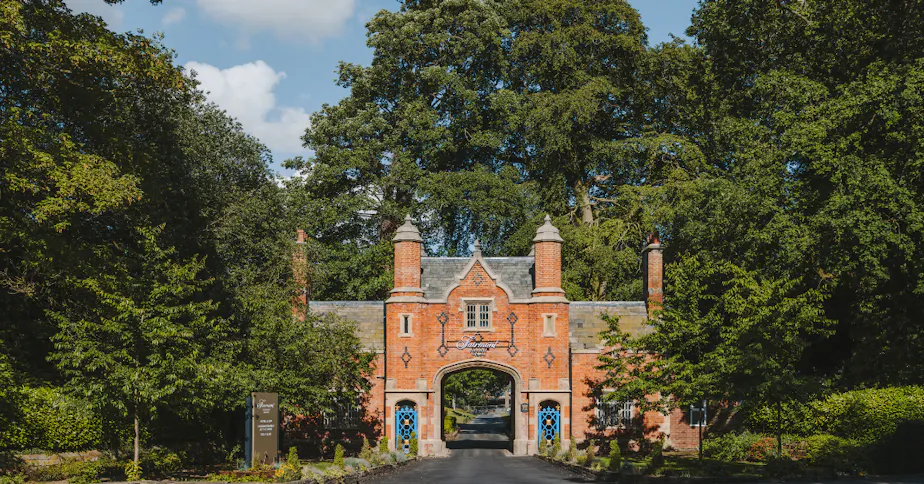 Fairmont Cheshire, The Mere