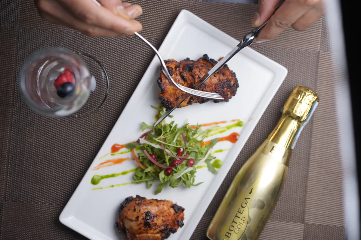 Radhuni Lounge Restaurant