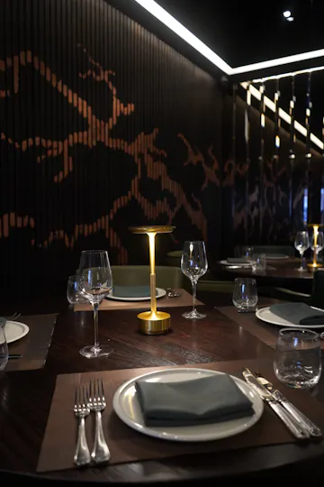 Radhuni Lounge Restaurant