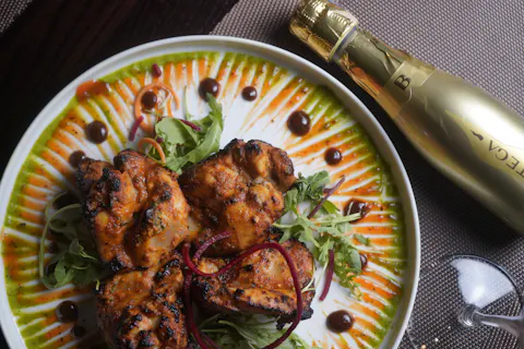 Radhuni Lounge Restaurant