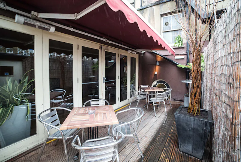 The Prince Alfred - 112 Queensway