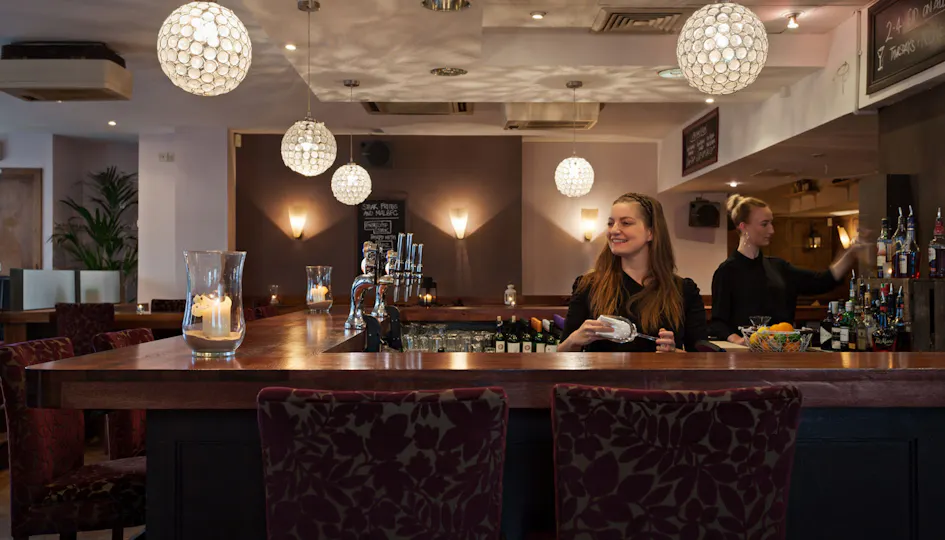 Jamies Minories