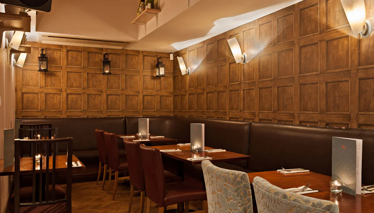 Jamies Minories