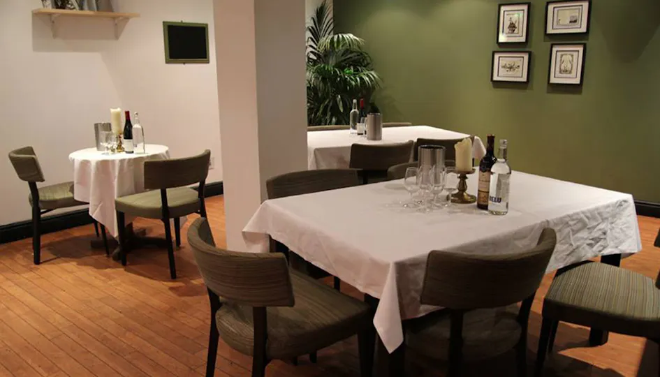 Jamies Minories
