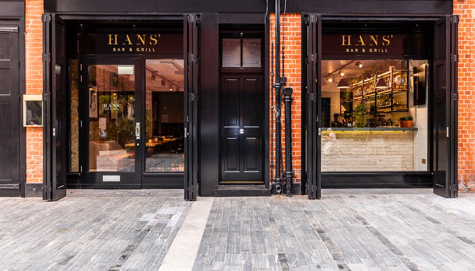 Private Dining at Hans’ Bar & Grill