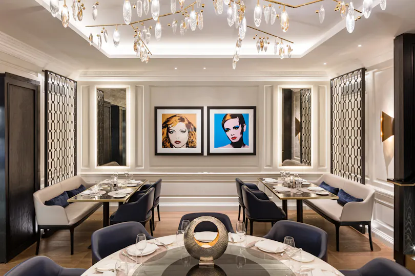 27 Restaurant & Bar