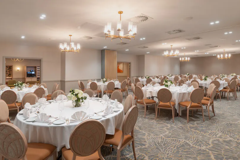 Strand Palace Hotel