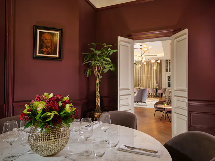 Holmes Hotel London