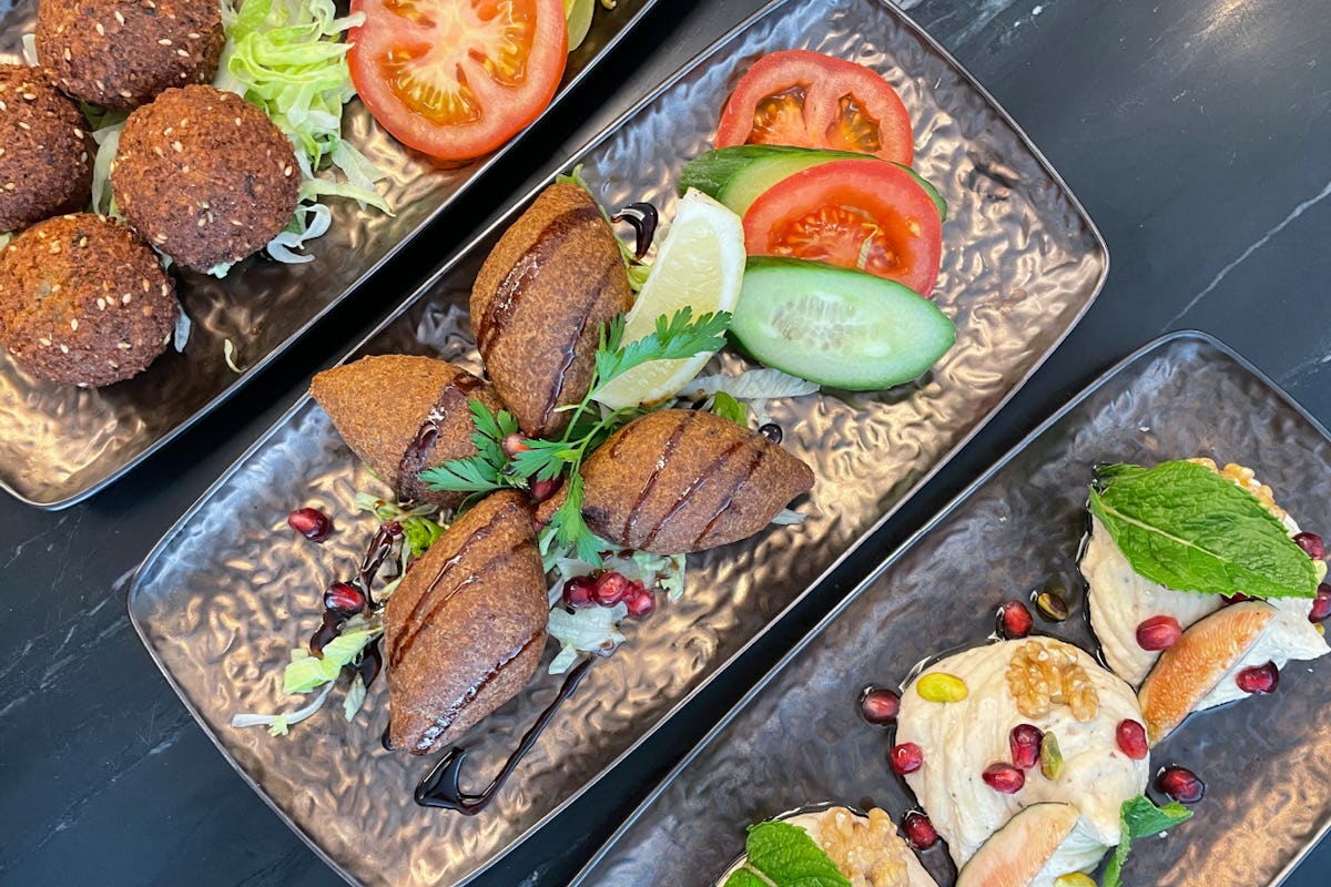Zeitoun Claygate