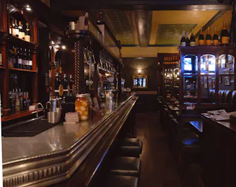 Fox & Anchor