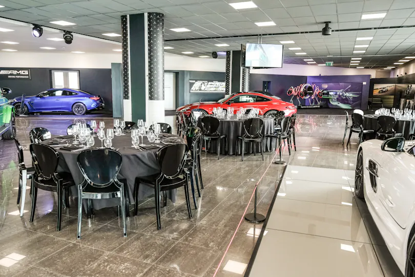 Mercedes-Benz World