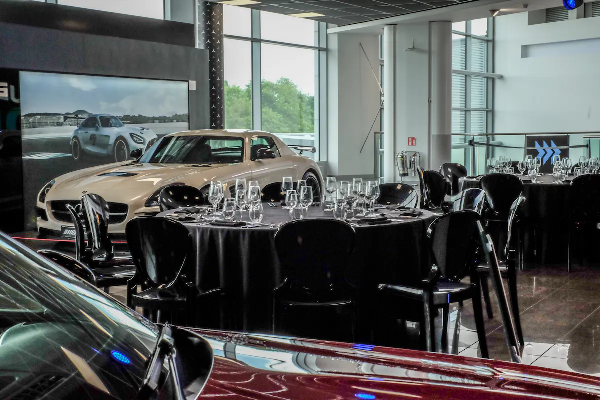 Mercedes-Benz World