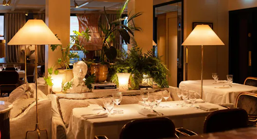 First Floor Restaurant 