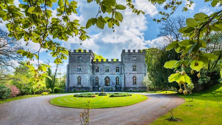 Clearwell Castle