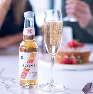 Rosé Gin Fizz