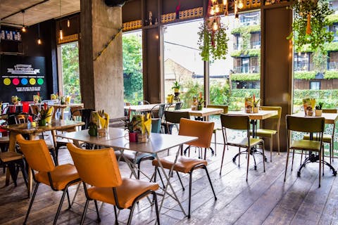 200 Points for lunchtime diners