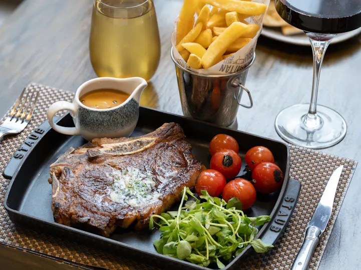 Manhattan Grill at the London Marriott Hotel Canary Wharf