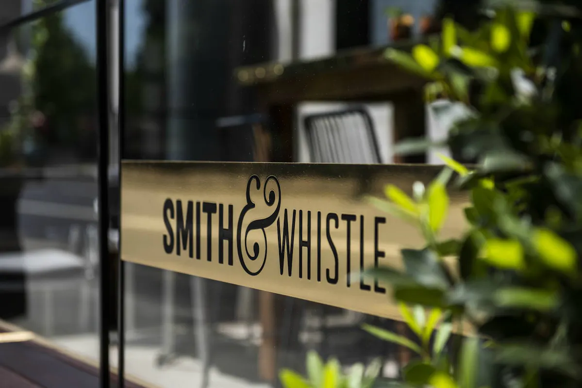 Smith & Whistle