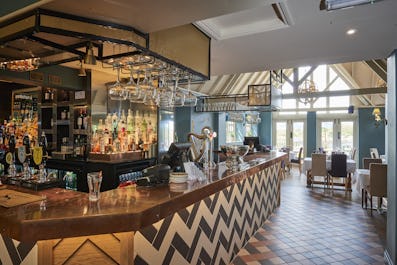 The Old Crown Girton