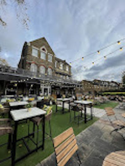 The Crown Tavern